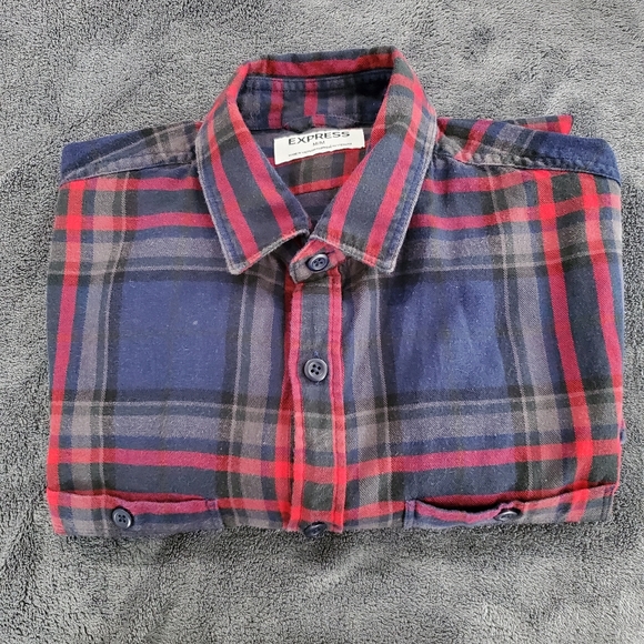 Express mens flannel button down shirt. Long sleeve, size M, blue, gray, red - Picture 7 of 8